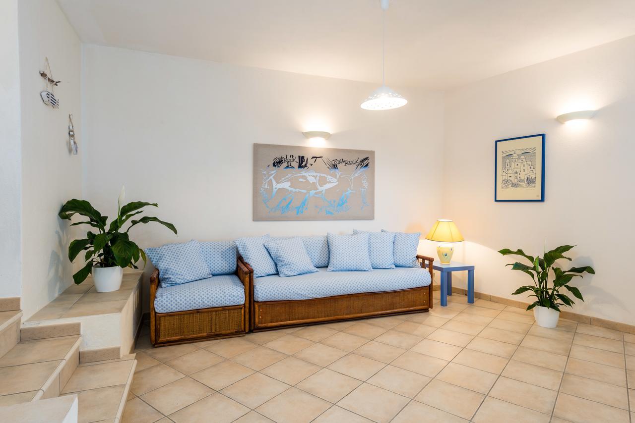 Apartment In S'Abba E Sa Pedra With Pool Golfo Aranci Exterior photo